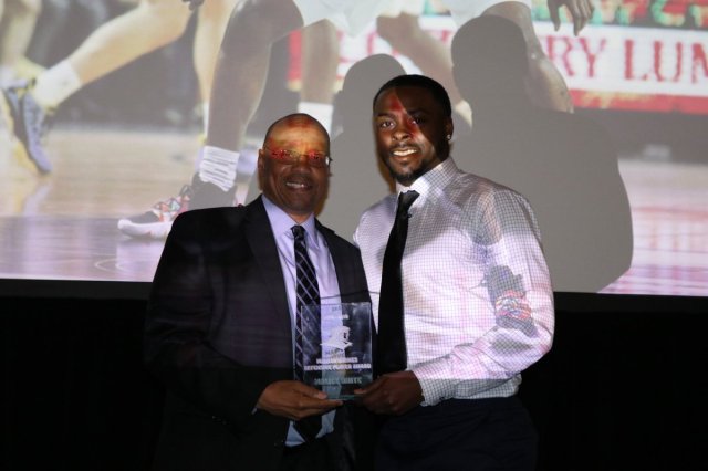 Marvin Barnes Defensive Player Award - Maliek White