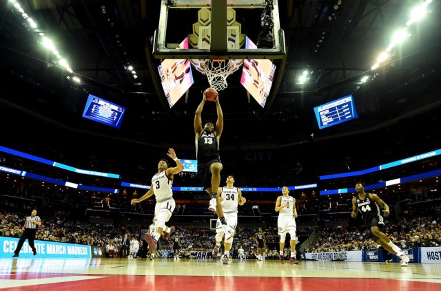 NCAA+Basketball+Tournament+First+Round+Charlotte+QV-9YUNBU0Dx